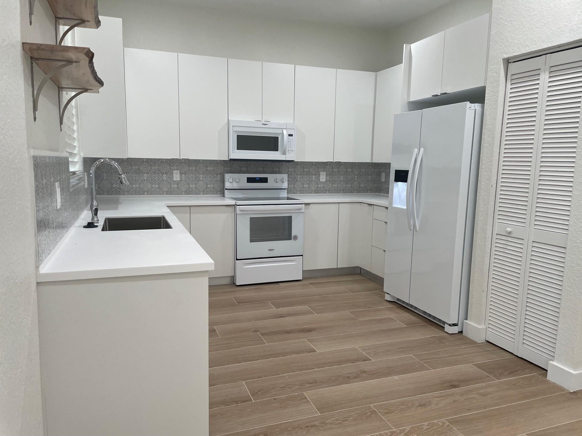 Silver Falls Pod B 173-18 - Residential Lease