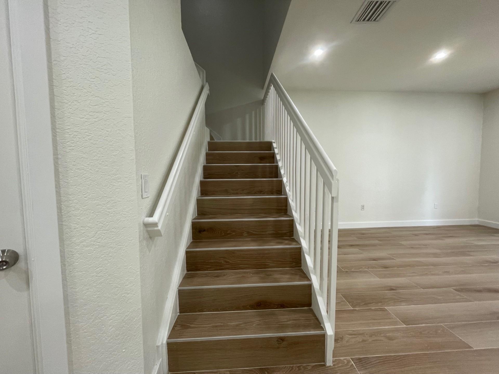 Silver Falls Pod B 173-18 - Residential Lease