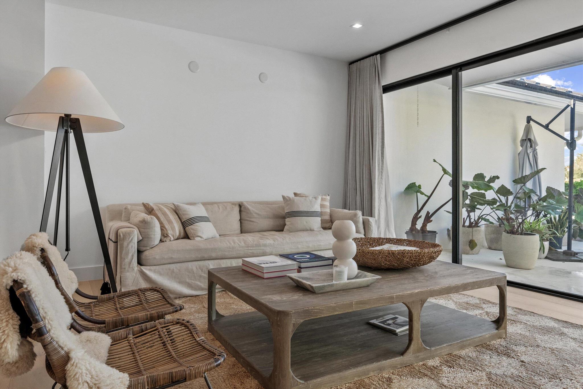 MAIDSTONE - Residential Lease