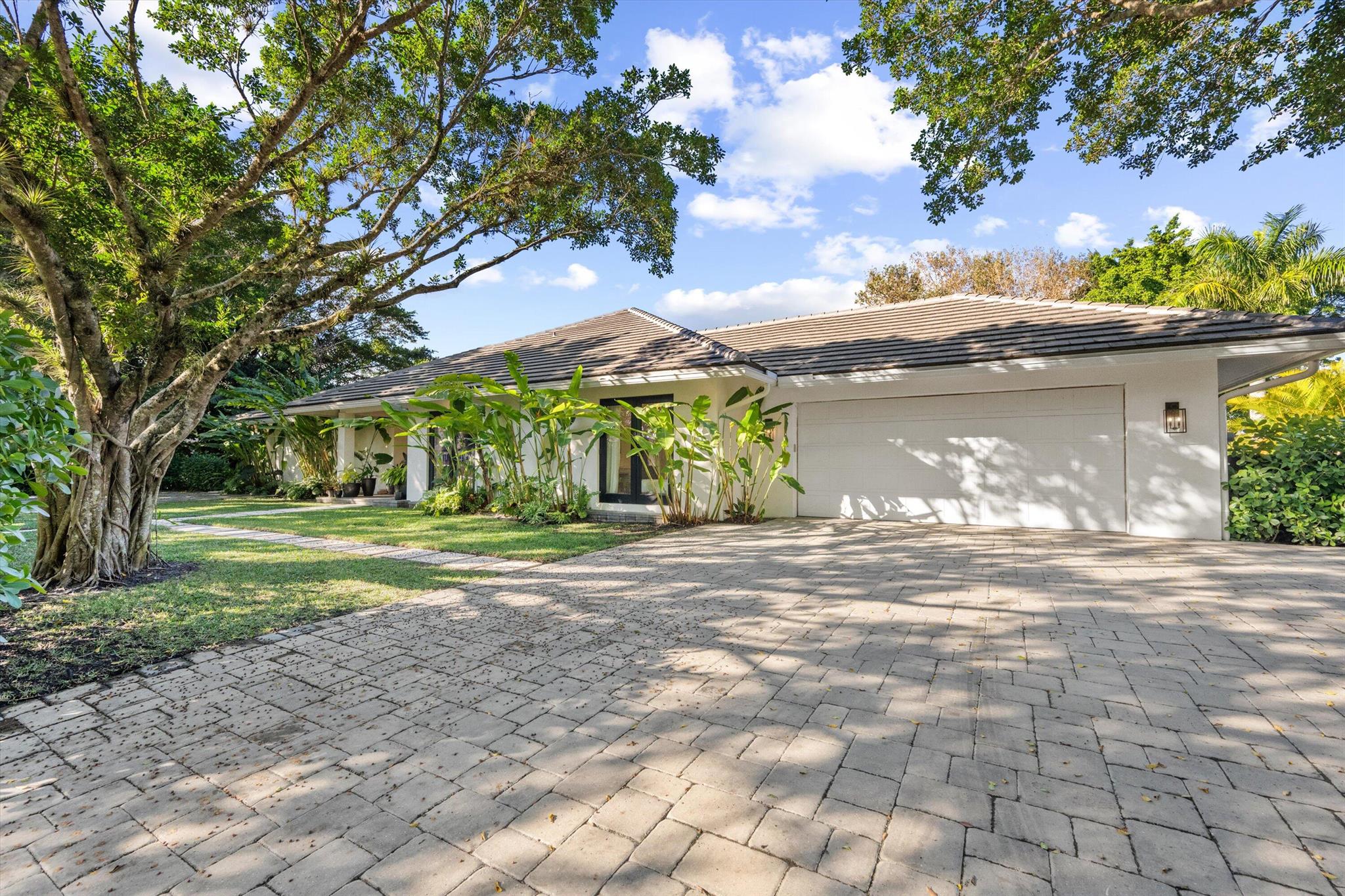 View photos, virtual tours, details... 11685 Maidstone Drive