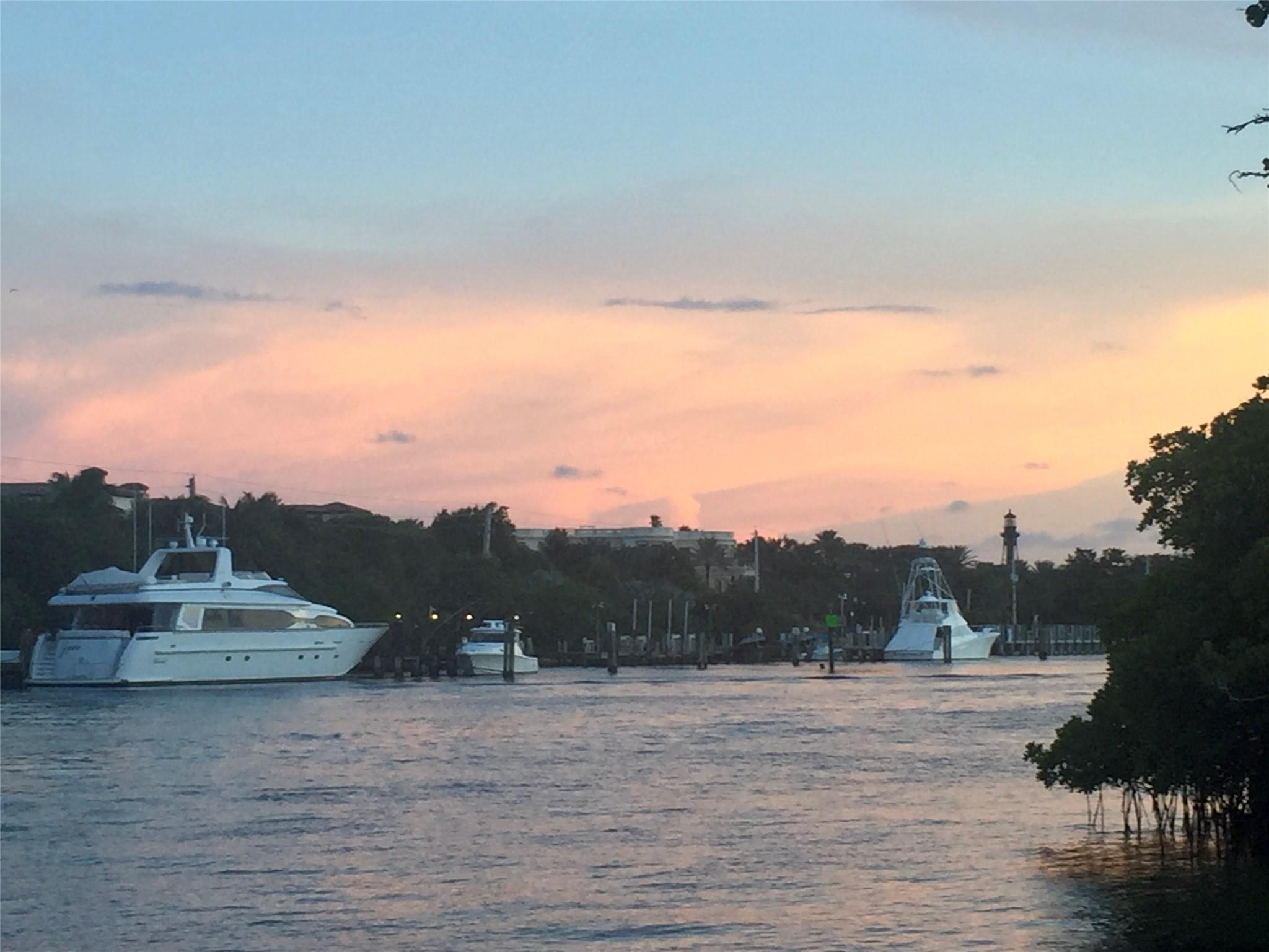 Caps Island - Residential