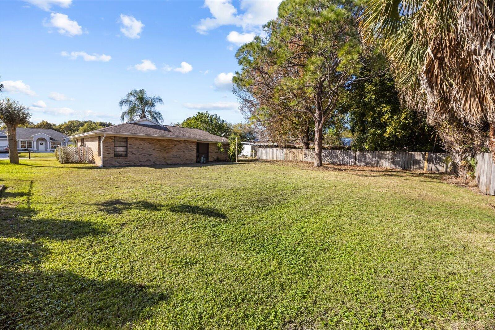 PORT ST LUCIE SECTION 8 - Residential