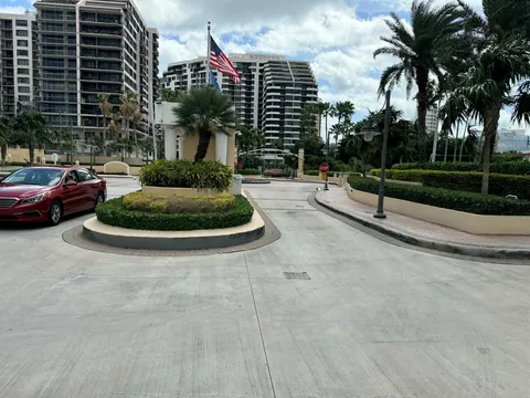 888 Brickell Key Drive Unit 1912, Miami, FL MLS: R11069709