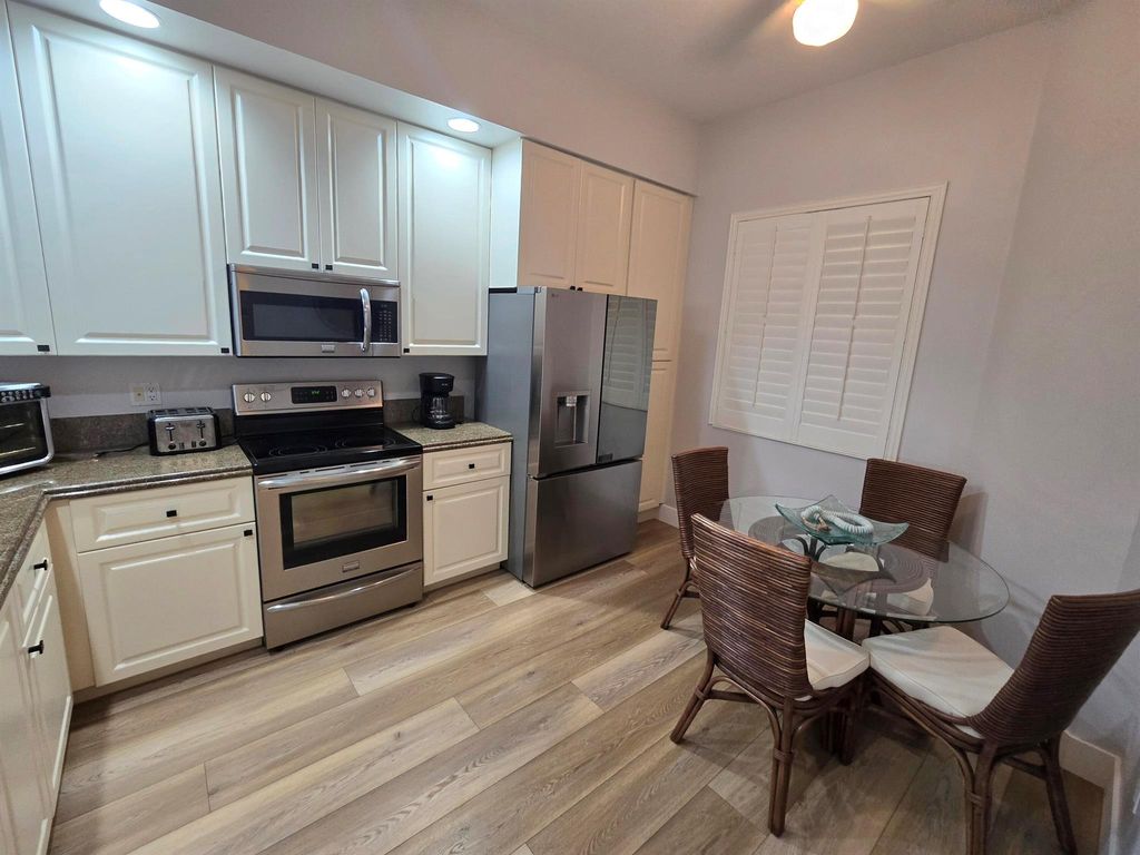 Photo of 22 Harbour Isle Drive W #105, Fort Pierce, FL 34949 (MLS # R11126408)