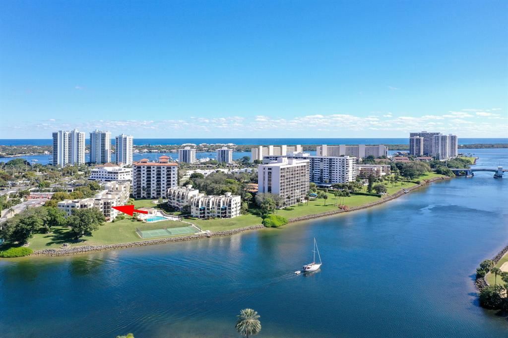 Photo of 374 Golfview Road #405, North Palm Beach, FL 33408 (MLS # R10773836)