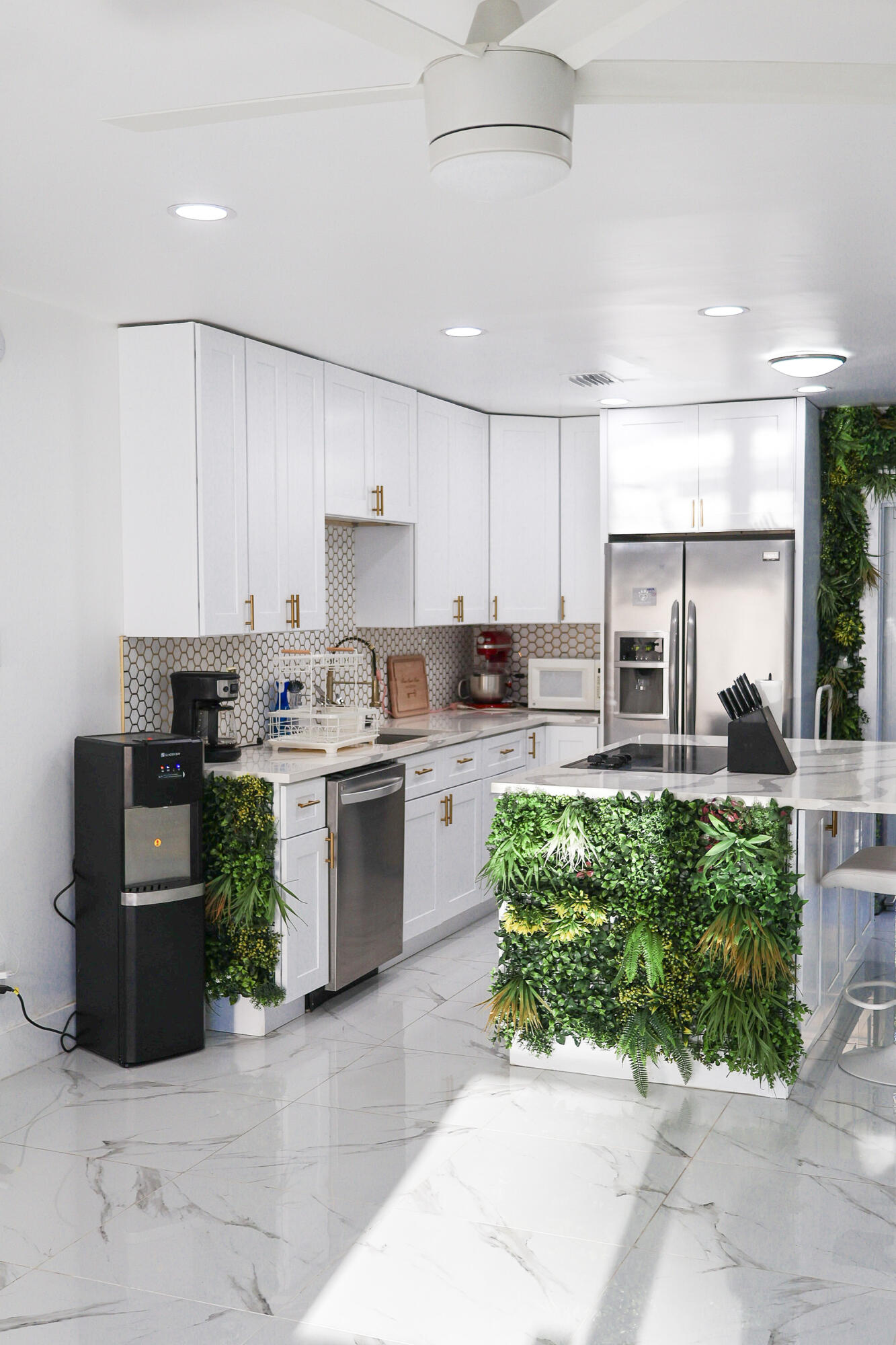 LANTANA HOMES 4 - Residential Lease