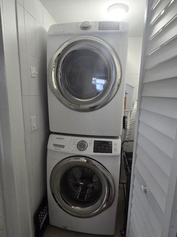 GOLDEN LAKES VILLAGE - Residential