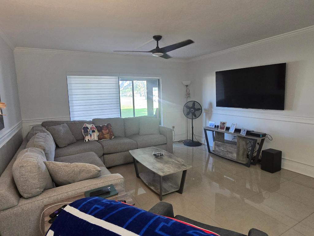 GOLDEN LAKES VILLAGE - Residential