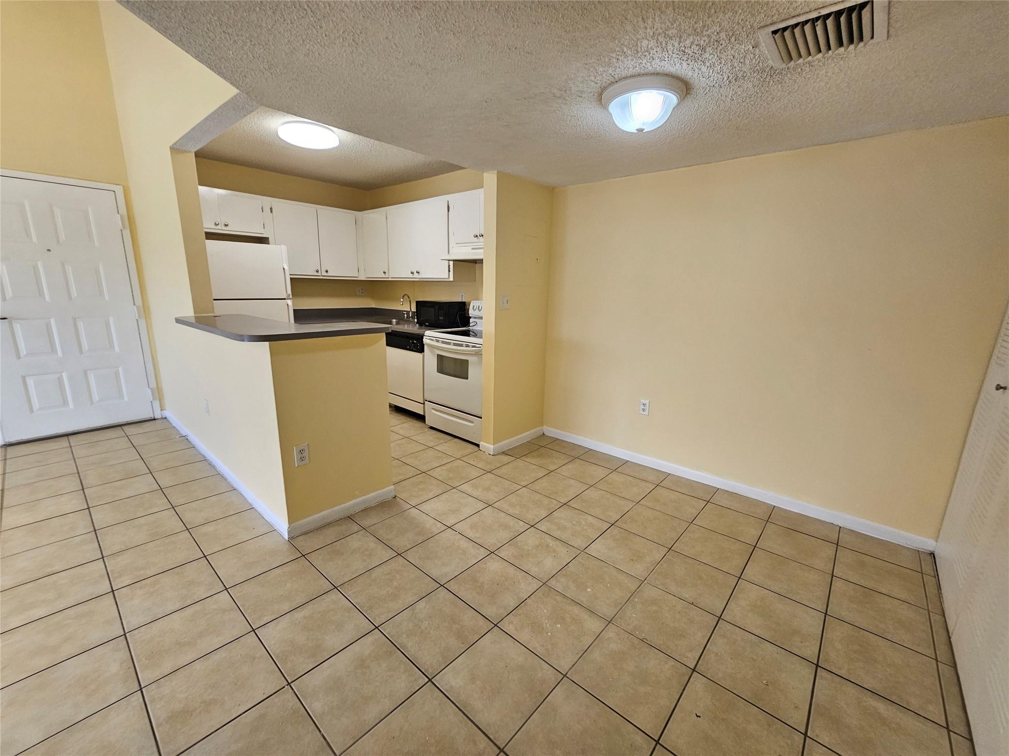 Villa Bellini Condo - Residential Lease