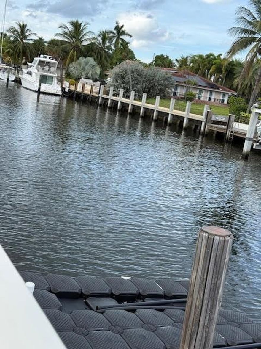 WOW --- 4 FULL BEDROOMS & 4 FULL BATHROOMS. ON CANAL THAT LEADS TO OCEAN NO FIXED BRIDGES. CUL DE SAC MASTER BR & BATH ON SEPARATE SIDE. ENCLOSED VERY LARGE ROOM LEADS TO OUTSIDE SCREENED POOL W/HUGE MULTI LEVEL PATIO. CANAL IS WIDE, 100 FT DOCK NEEDS VERIDICATION. THIS PRICE FRIENDLY HOME IS IN COVETED, GATED BERMUDA RIVIERA. SHOPPING CENTER LOCATED ACROSS A1A W/SUPER MARKET, HAIR DRESSER, RESTAURANTS, DRY CLEANER PLUS OTHER SHOPS. BAVIEW ELEMENTRY TOP RATED SCHOOL FOR CHILDREN. KITCHEN IS OPEN ON 3 SIDES W/BAR STOOLS ALL AROUND PLUS ADDITIONAL SEATING AREA. CABINETS GALORE. L SHAPED LARGE DINING AREA. OPEN LIVING ROOM. THE HOUSE JUST FLOWS. SEPARATE LAUNDRY/STORAGE ROOM OFF KITCHEN, 2 WASHERS, 2 DRYERS W/MORE CABINETS. RUN TO SEE THIS WONDERFULLY PRICED HOUSE IN FABULOUS NEIGHBORHOOD.