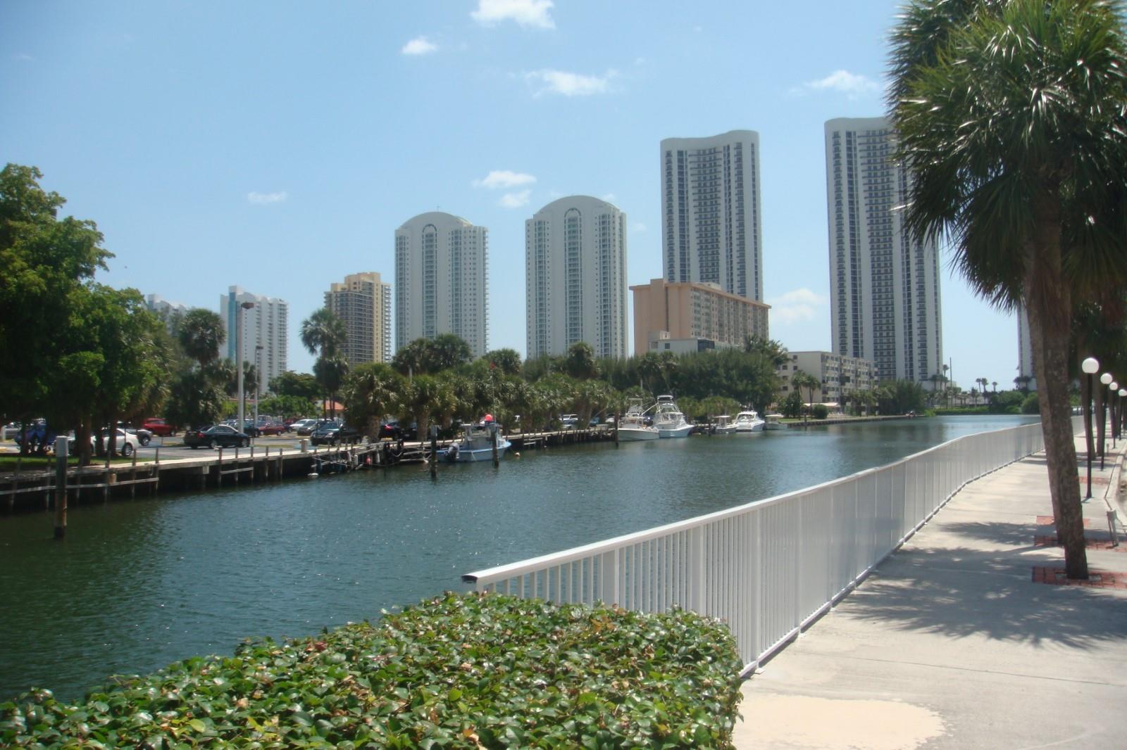 Arlen House West - Residential Lease