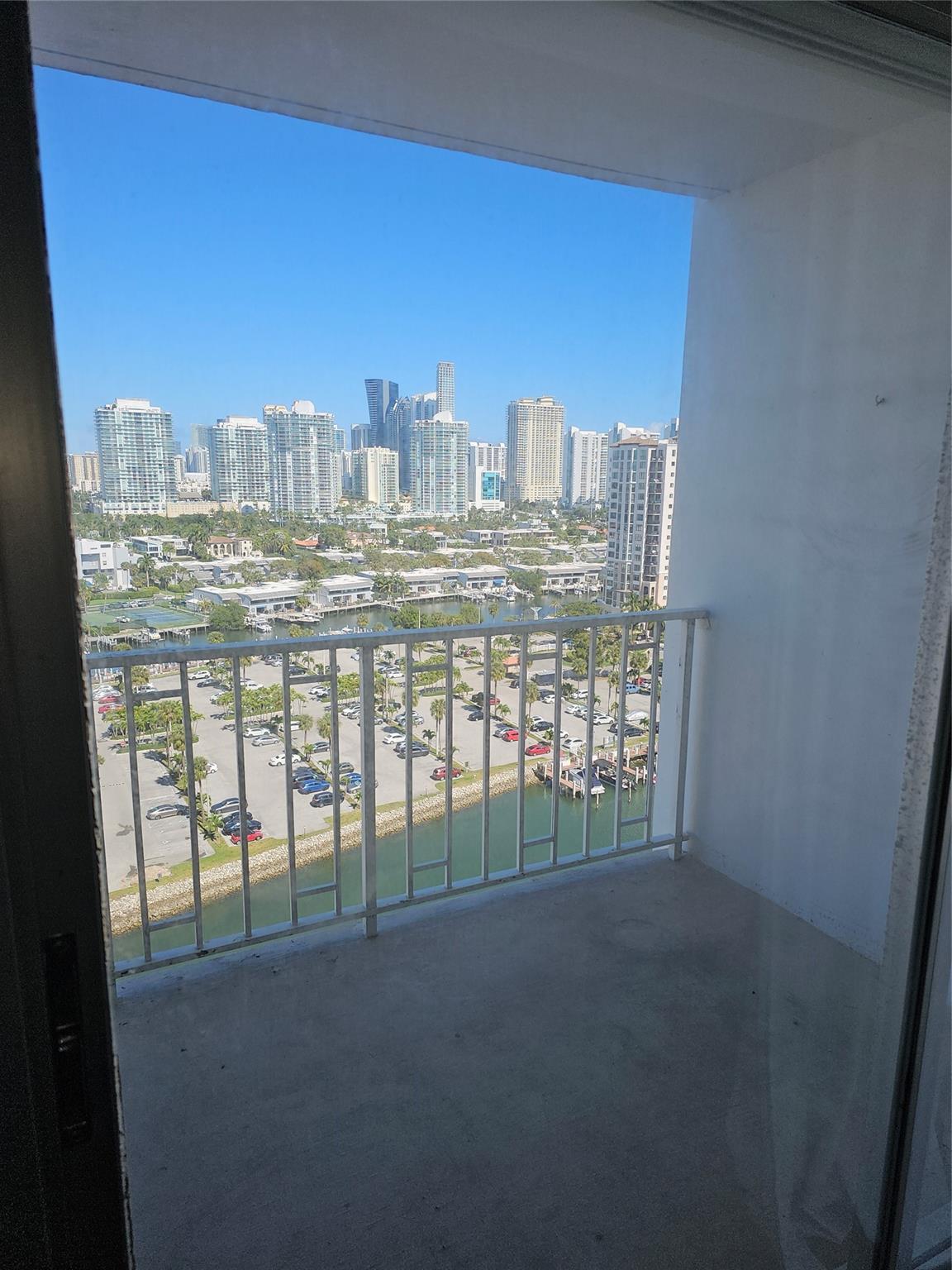 Arlen House West - Residential Lease