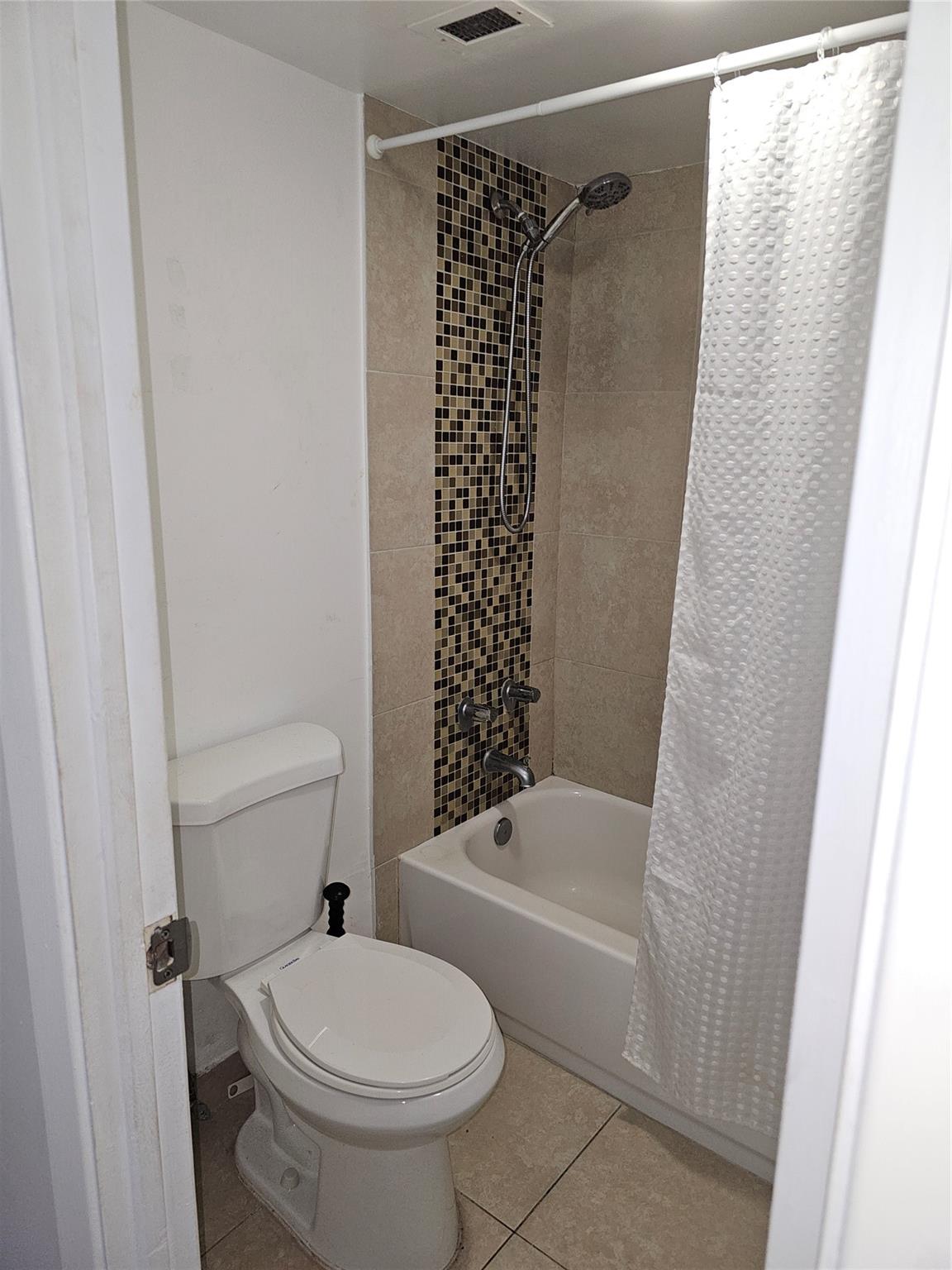 Arlen House West - Residential Lease