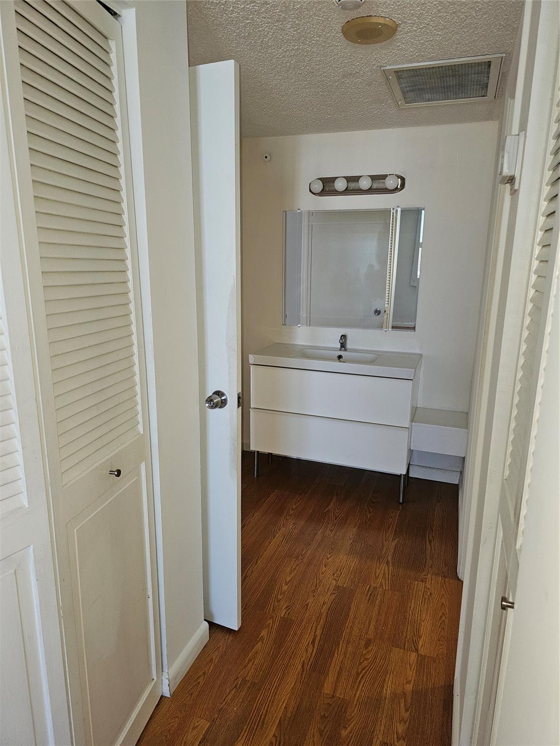 Arlen House West - Residential Lease