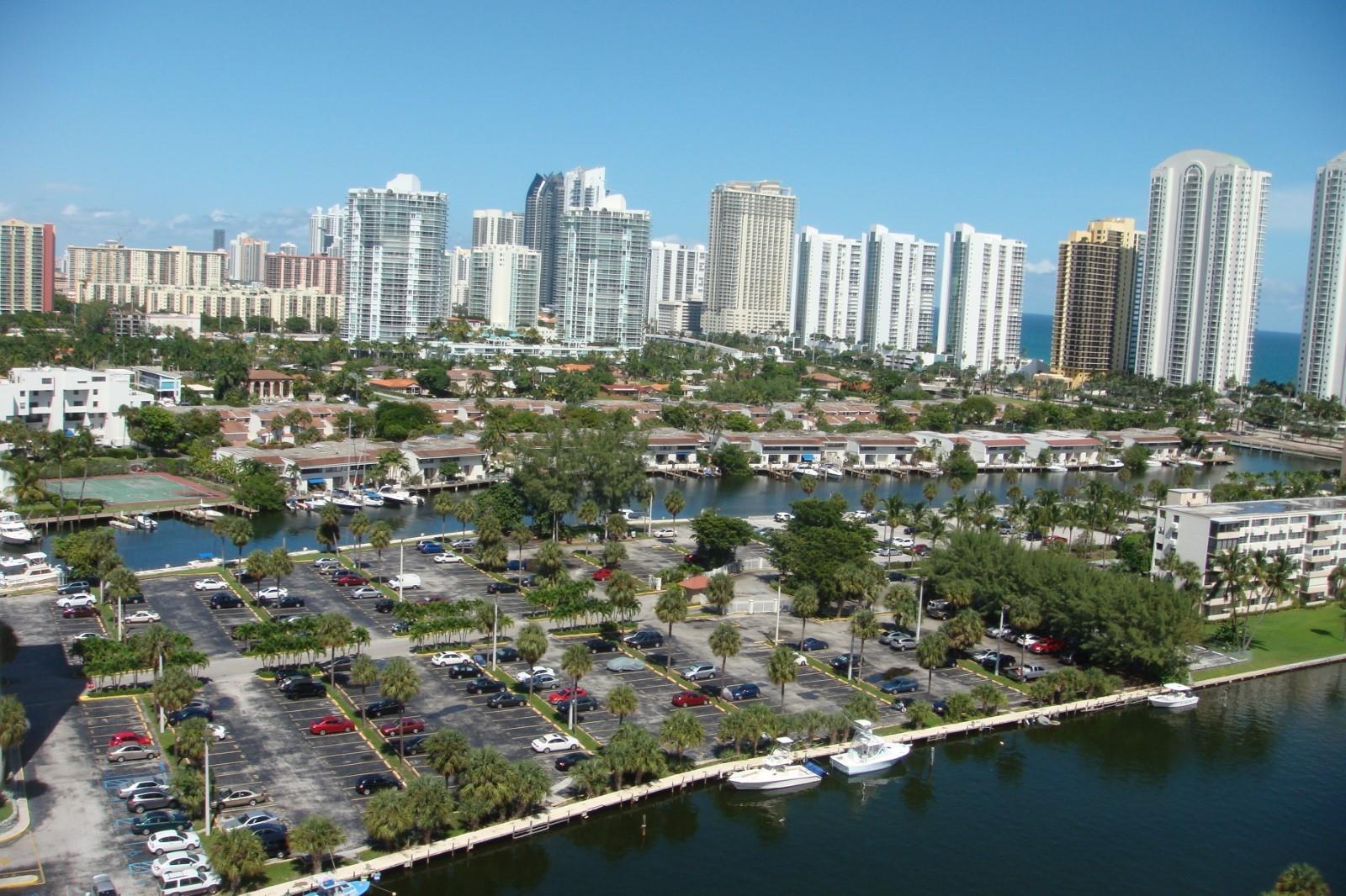 Arlen House West - Residential Lease