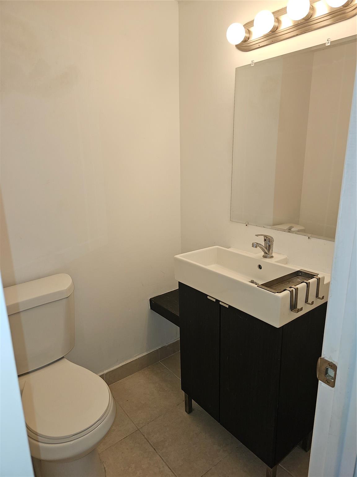 Arlen House West - Residential Lease