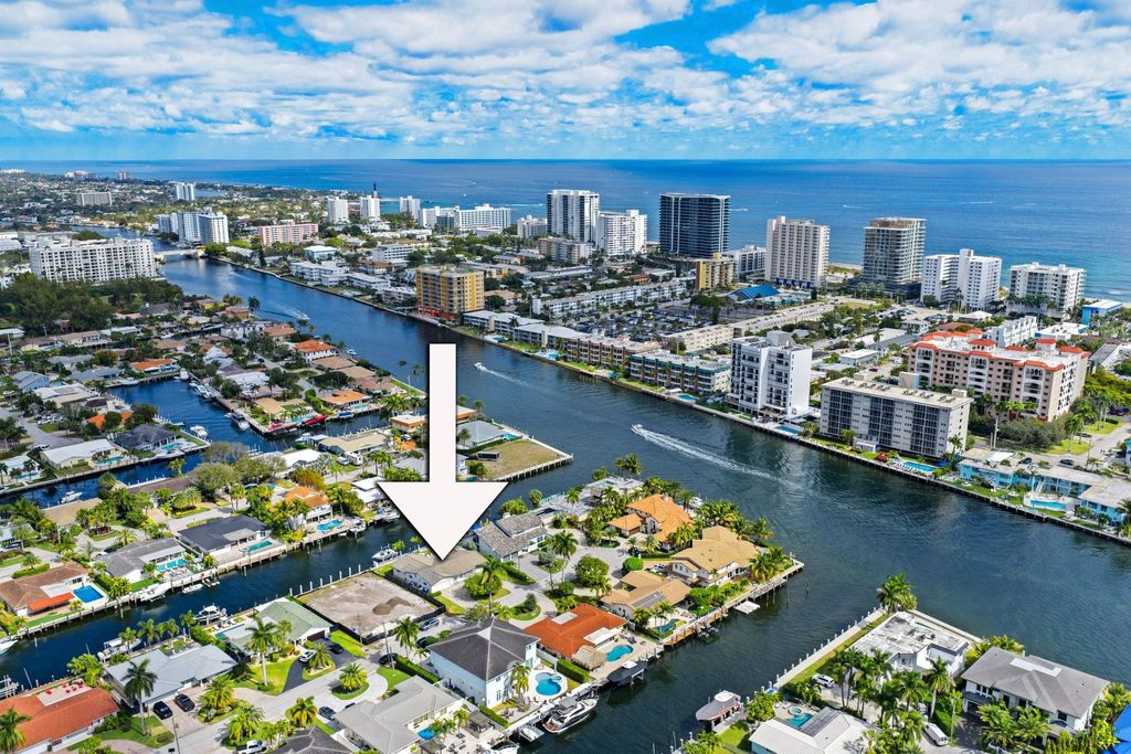 Photo of 2821 NE 9th Court, Pompano Beach, FL 33062 (MLS # F10553949)