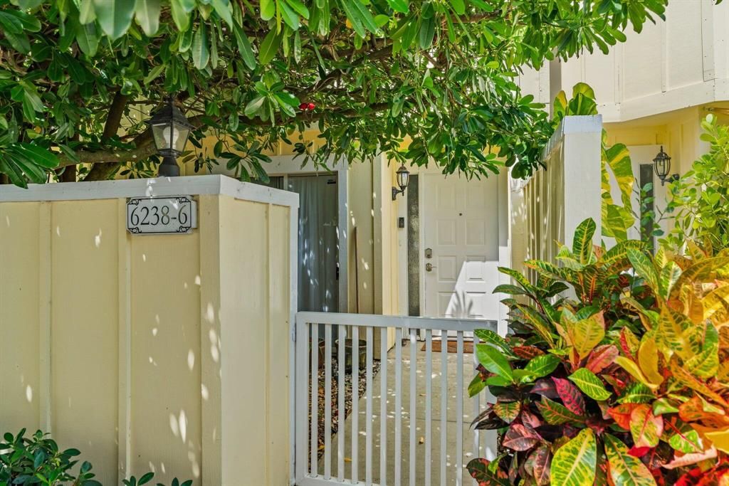 Photo of 6238 Riverwalk Lane #6, Jupiter, FL 33458 (MLS # R10824319)