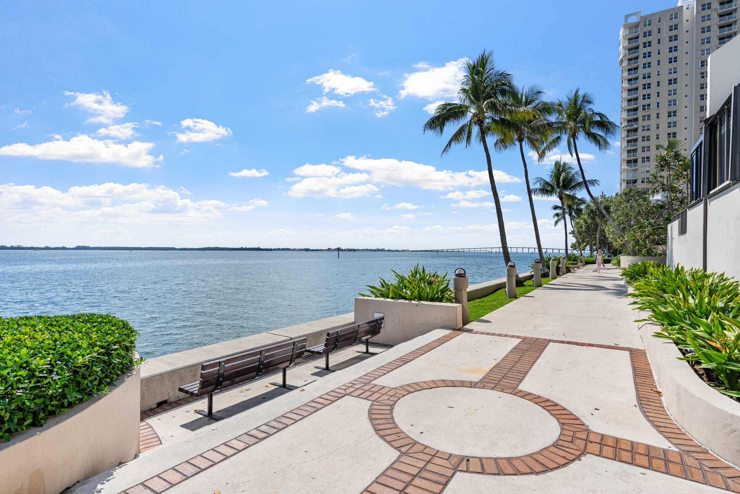 BRICKELL KEY ONE CONDO - Residential Lease