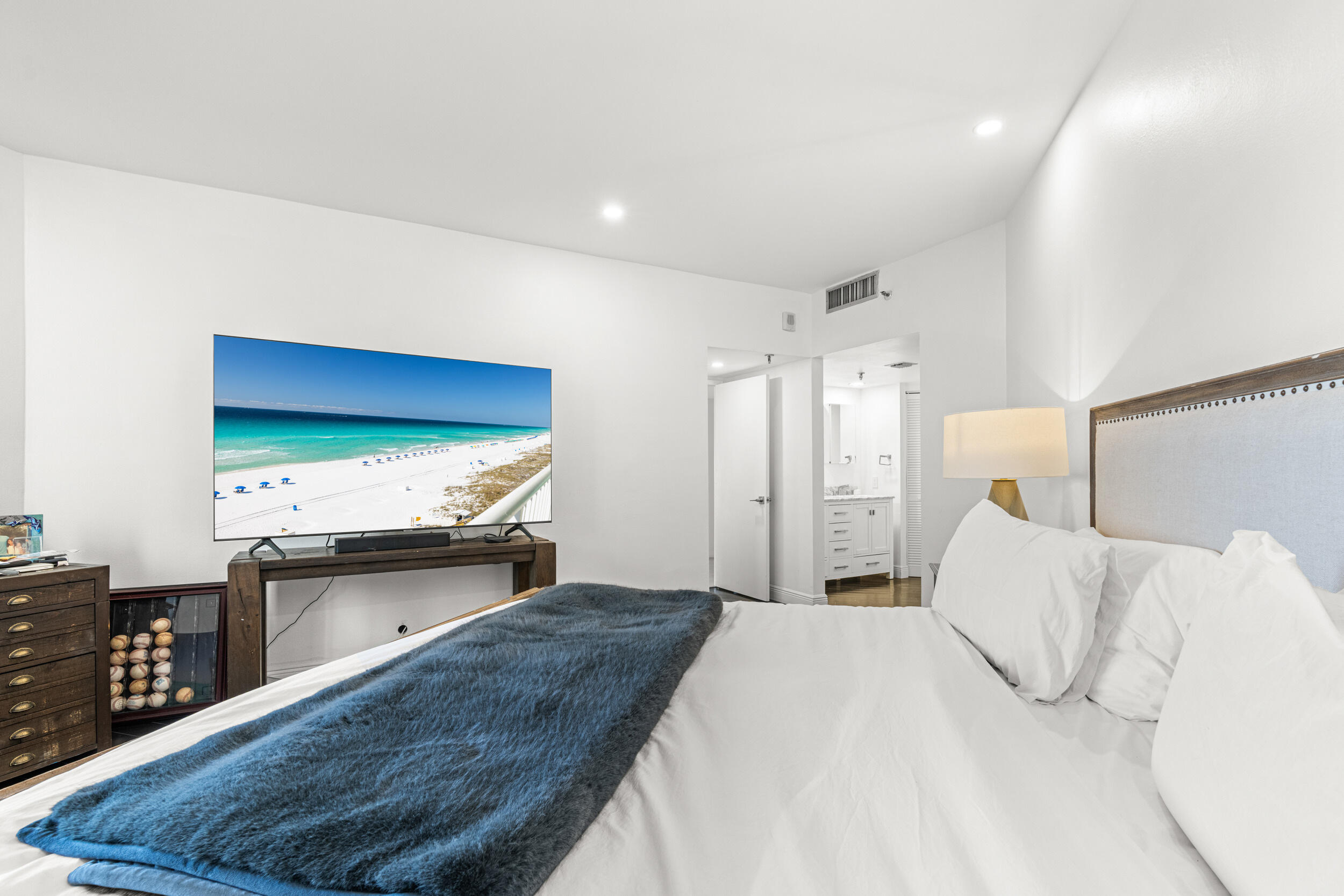 BRICKELL KEY ONE CONDO - Residential Lease