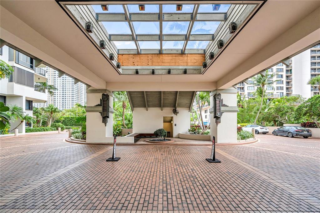 BRICKELL KEY ONE CONDO - Residential Lease
