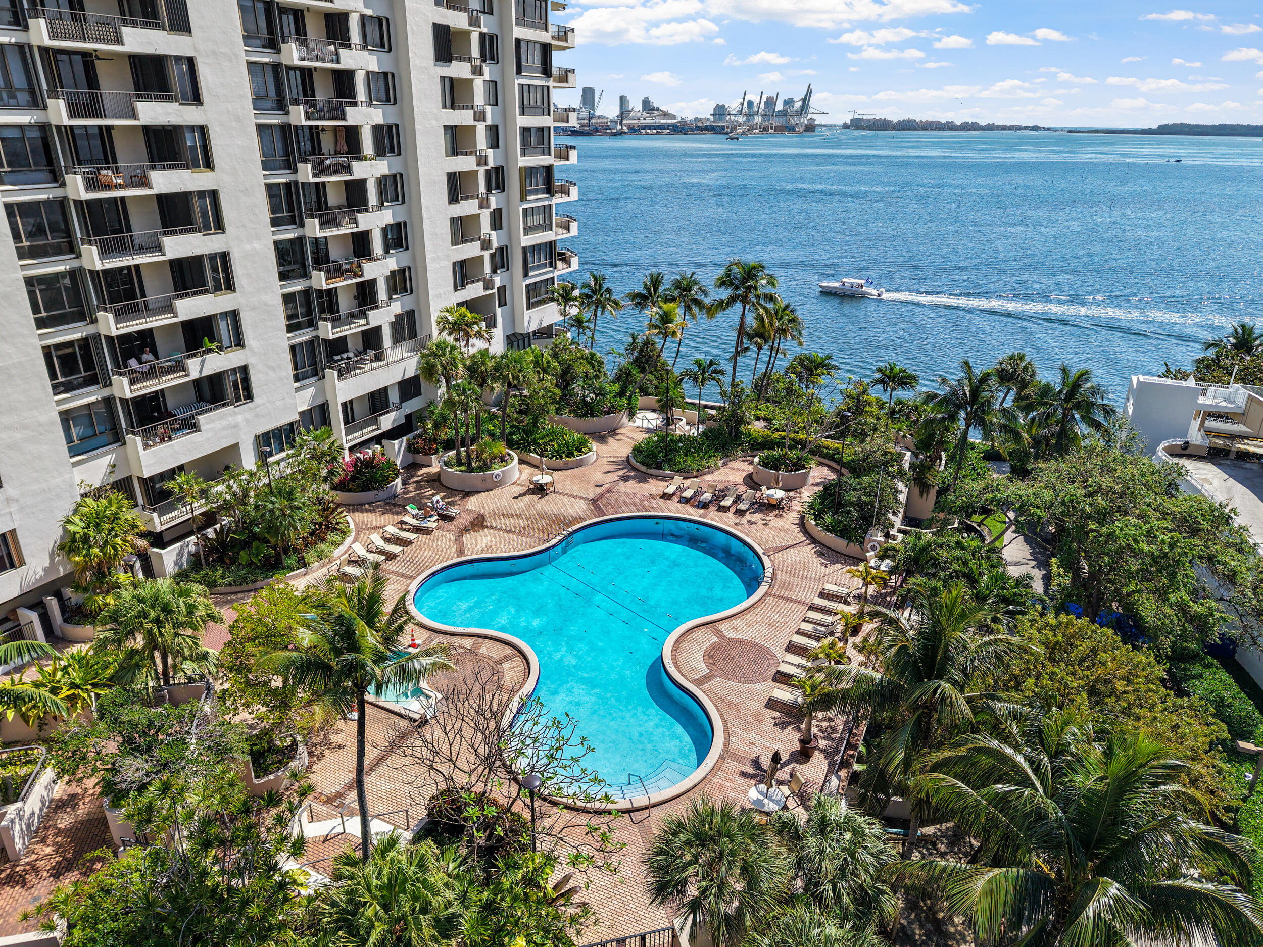 BRICKELL KEY ONE CONDO - Residential Lease