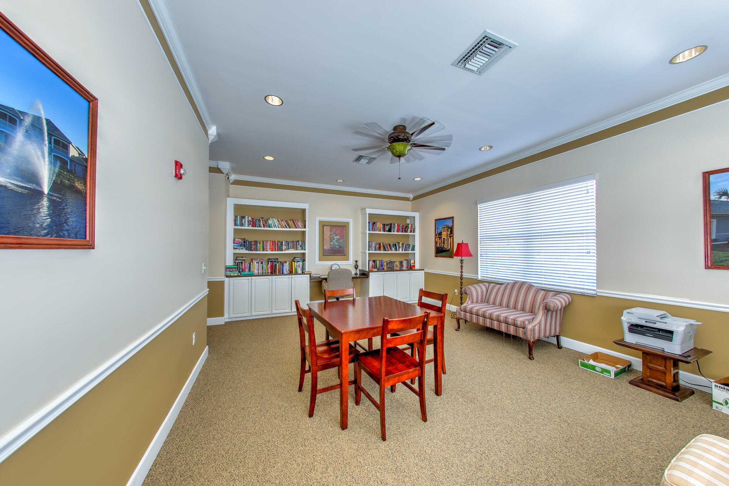 THE LAKES AT THE SAVANNAHS CONDOMINIUM - Residential Lease