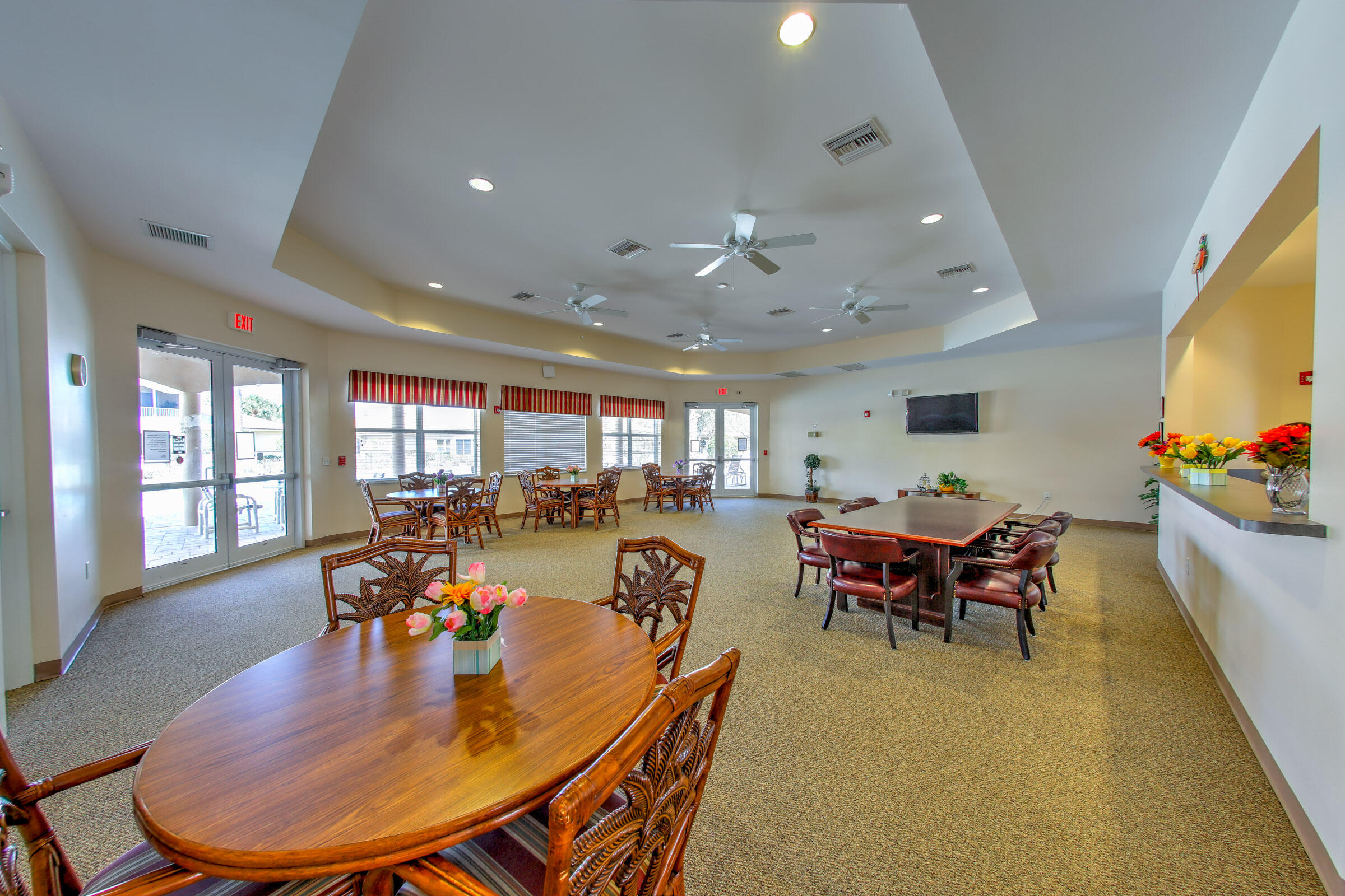 THE LAKES AT THE SAVANNAHS CONDOMINIUM - Residential Lease