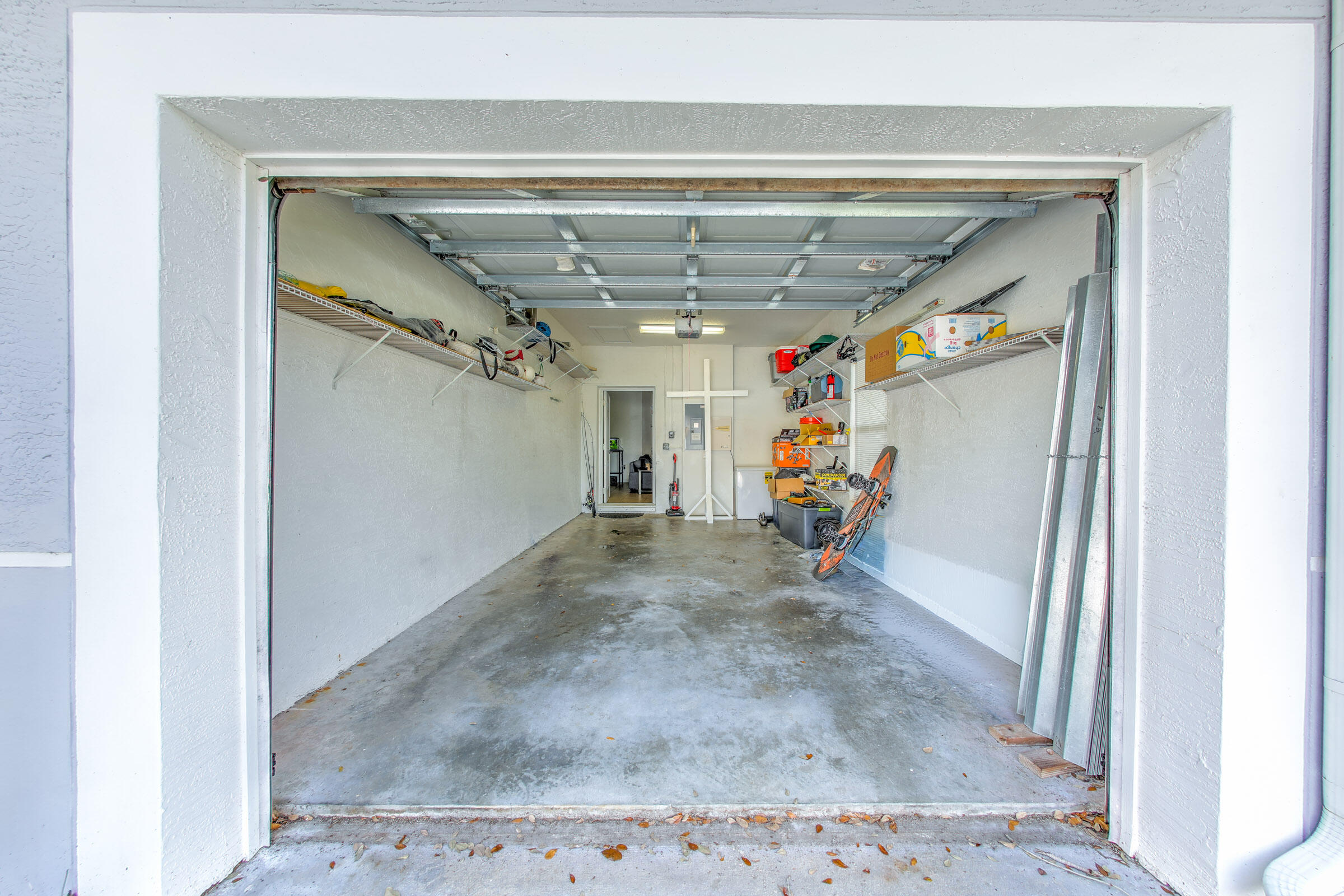 THE LAKES AT THE SAVANNAHS CONDOMINIUM - Residential Lease