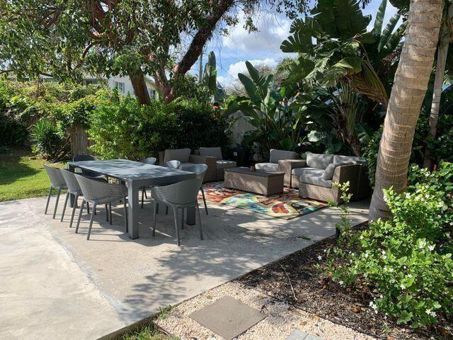 LAWNS - Residential Lease