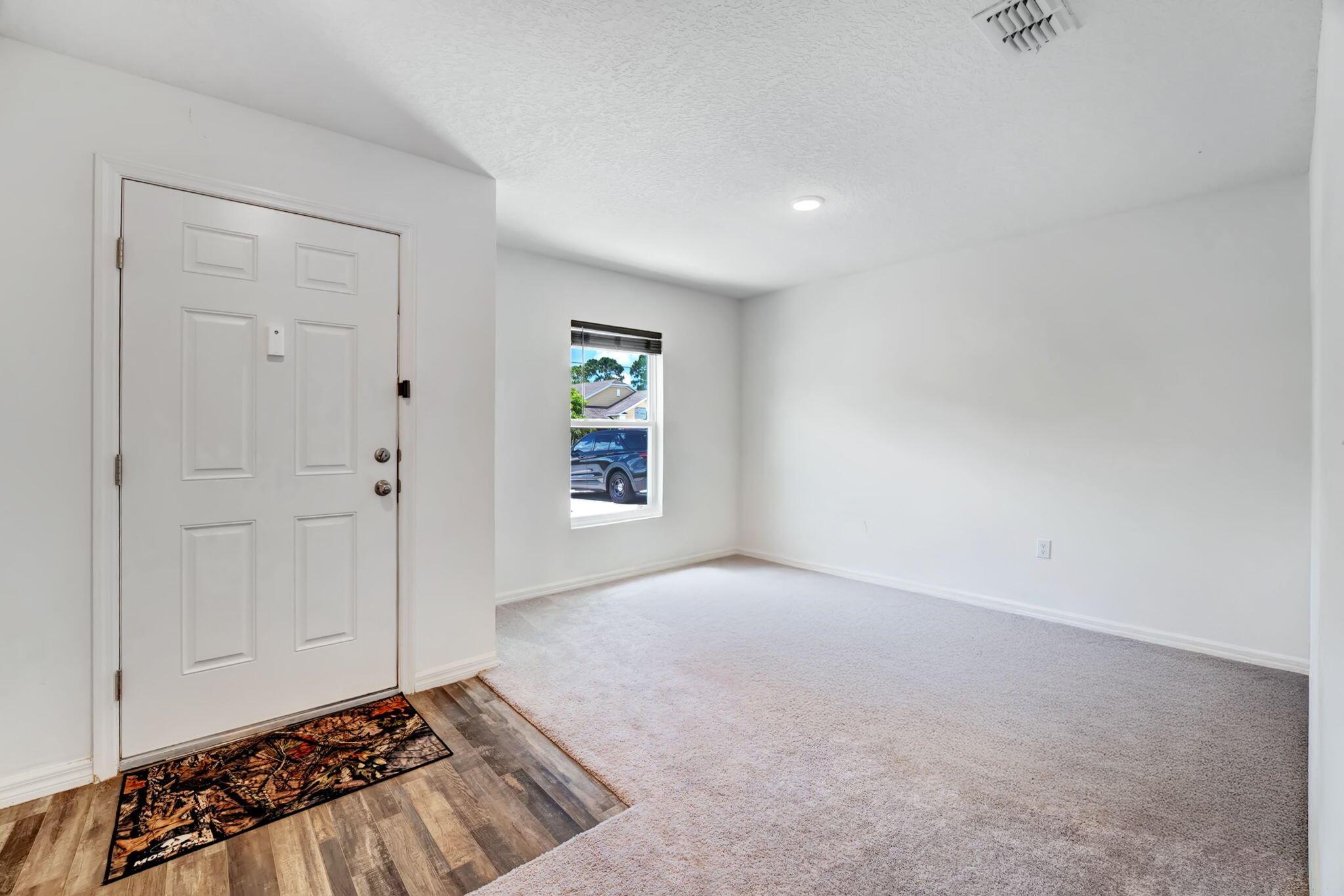 PORT ST LUCIE SECTION 19 - Residential