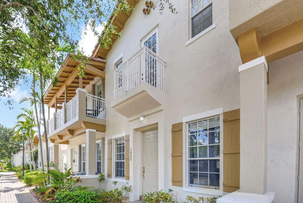 Photo of 608 NW 25th Avenue, Boynton Beach, FL 33426 (MLS # B26062530)