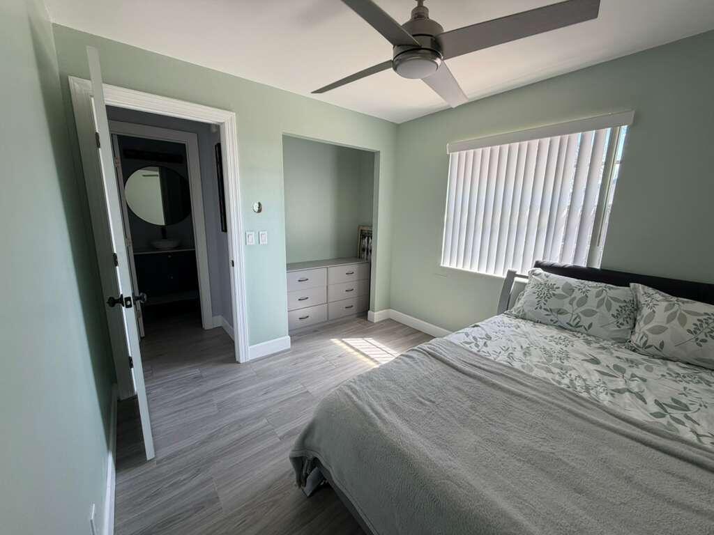 PALM BEACH VILLAS II - Residential Lease