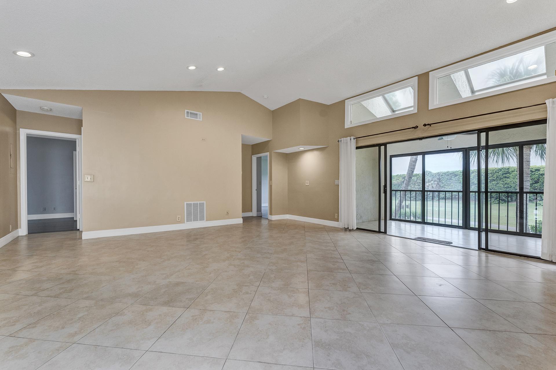 EL VIENTO AT BOCA POINTE CONDO NOS I AND II DECLS - Residential Lease