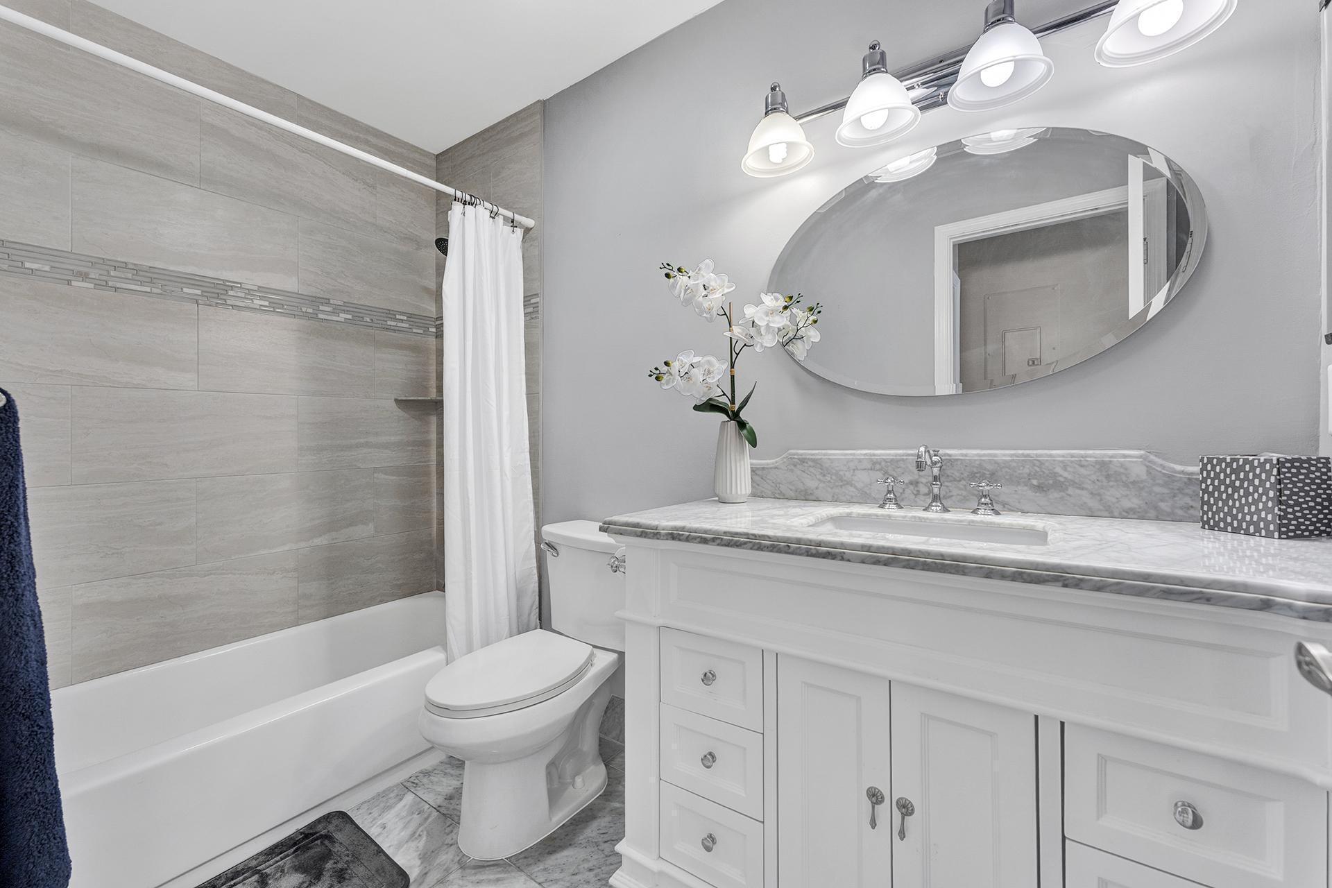 EL VIENTO AT BOCA POINTE CONDO NOS I AND II DECLS - Residential Lease