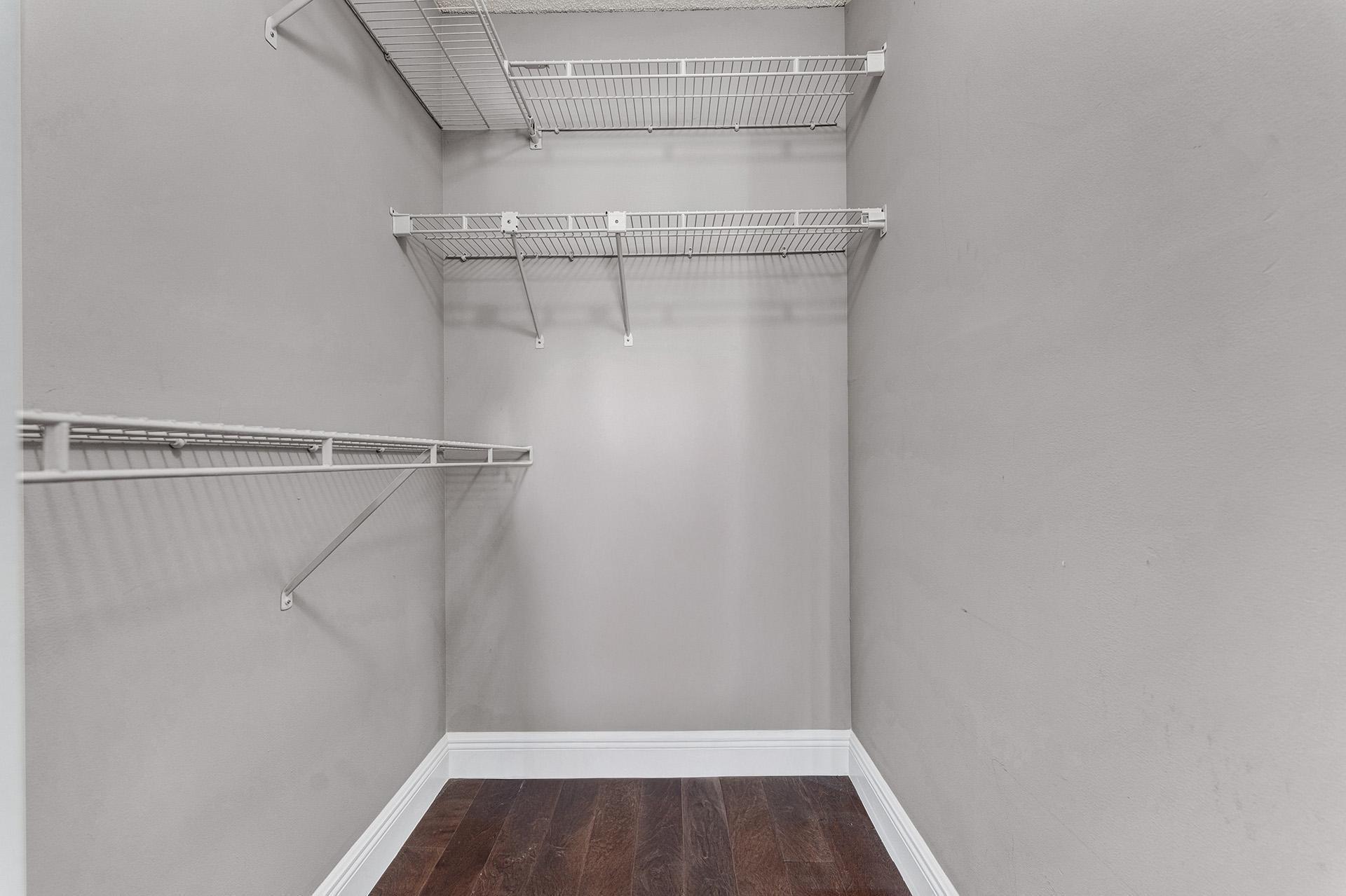 EL VIENTO AT BOCA POINTE CONDO NOS I AND II DECLS - Residential Lease