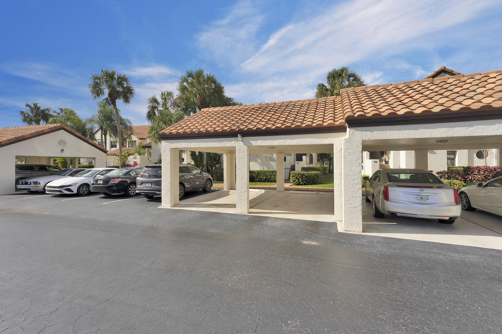 EL VIENTO AT BOCA POINTE CONDO NOS I AND II DECLS - Residential Lease