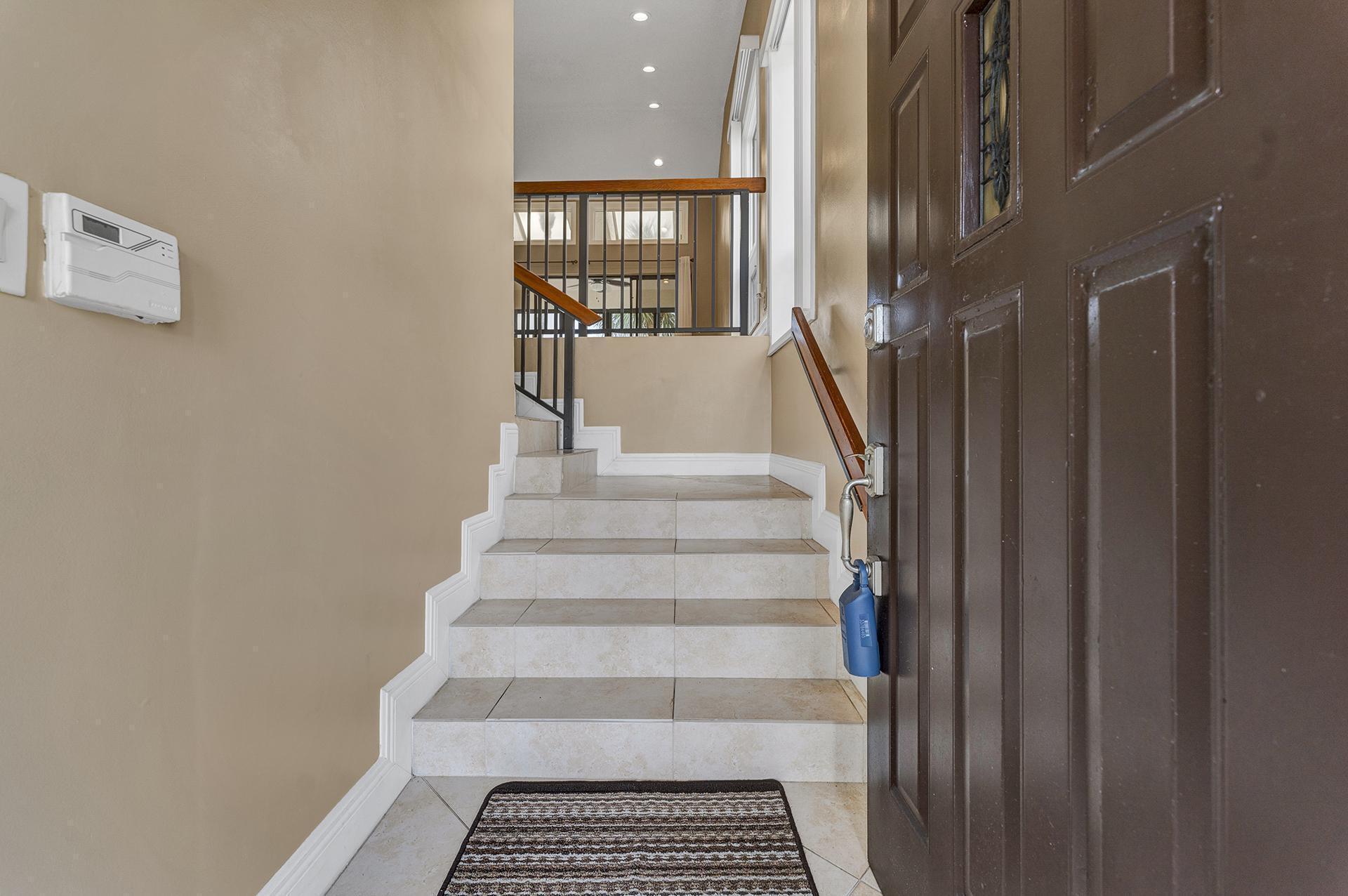 EL VIENTO AT BOCA POINTE CONDO NOS I AND II DECLS - Residential Lease