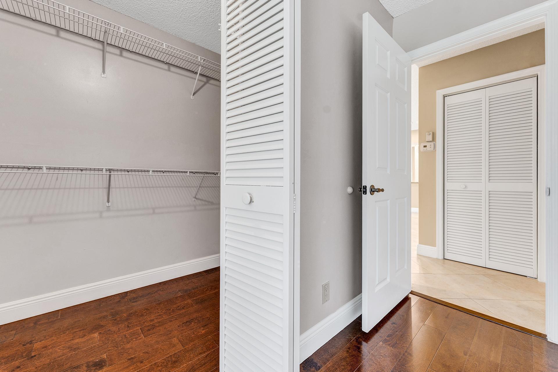 EL VIENTO AT BOCA POINTE CONDO NOS I AND II DECLS - Residential Lease