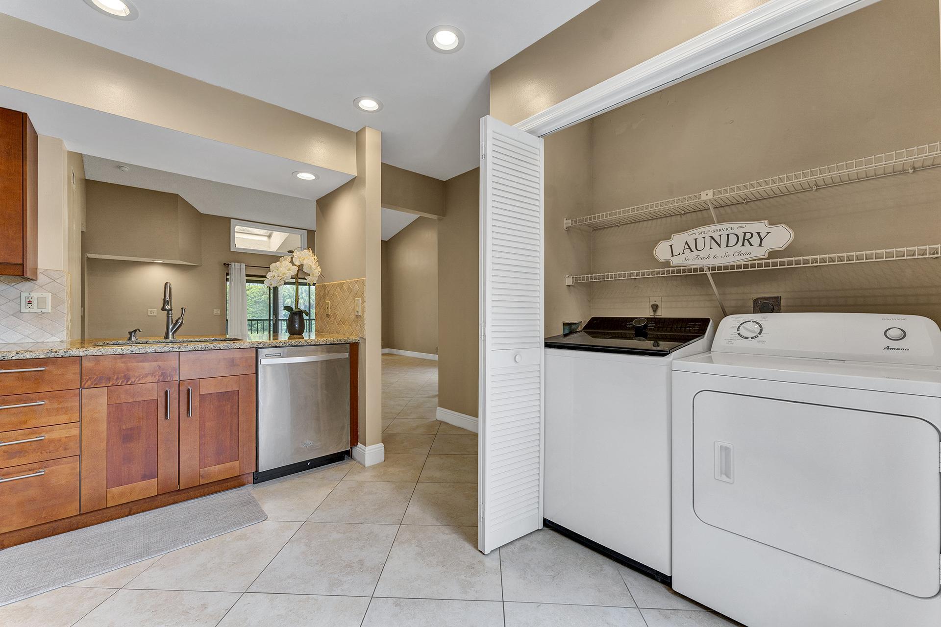 EL VIENTO AT BOCA POINTE CONDO NOS I AND II DECLS - Residential Lease