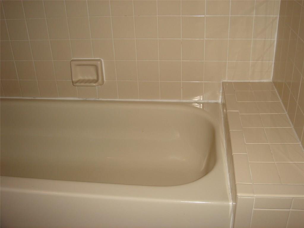 Victoria Park Place 122-3 - Residential Lease