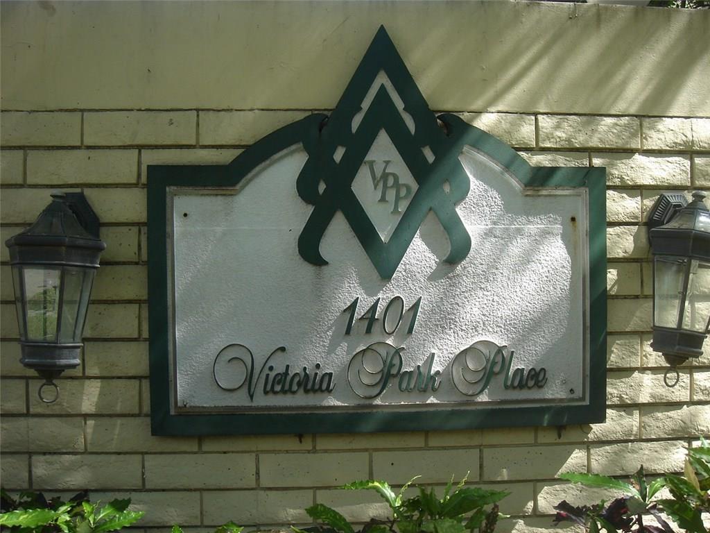 Victoria Park Place 122-3 - Residential Lease