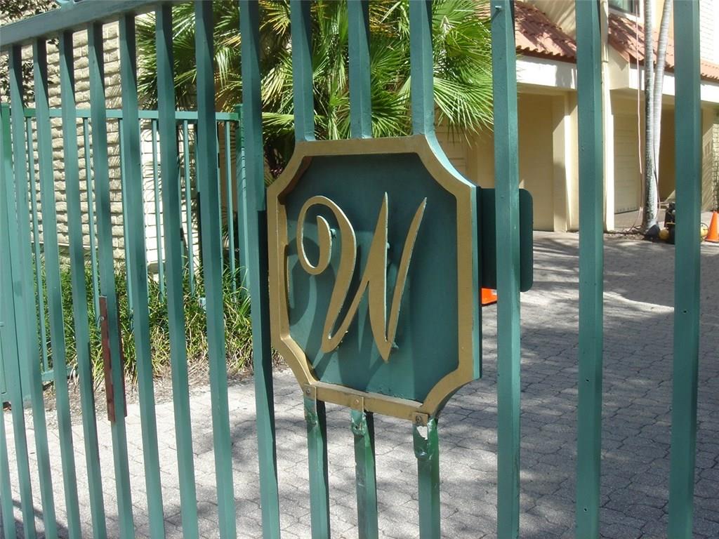 Victoria Park Place 122-3 - Residential Lease