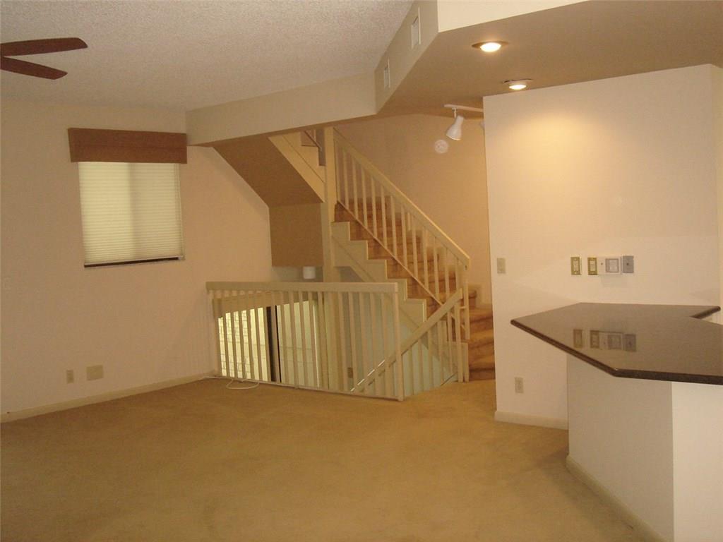 Victoria Park Place 122-3 - Residential Lease