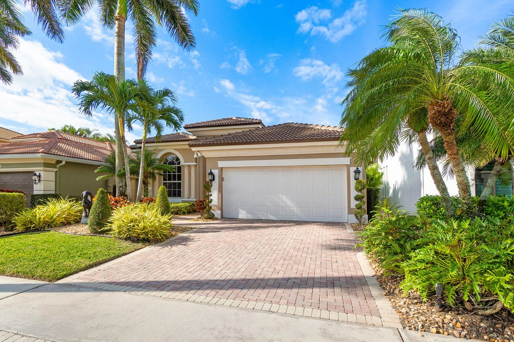 Photo of 15905 Double Eagle Trail, Delray Beach, FL 33446 (MLS # R10949026)