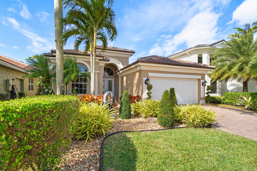 Photo of 15905 Double Eagle Trail, Delray Beach, FL 33446 (MLS # R10949026)
