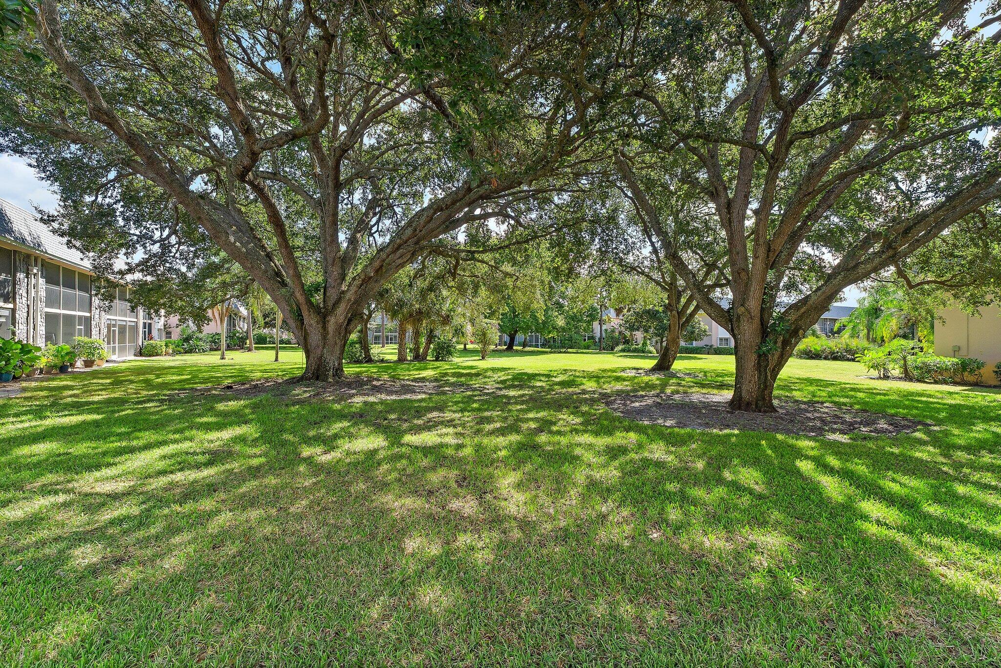 18081 SE COUNTRY CLUB Drive 19-188