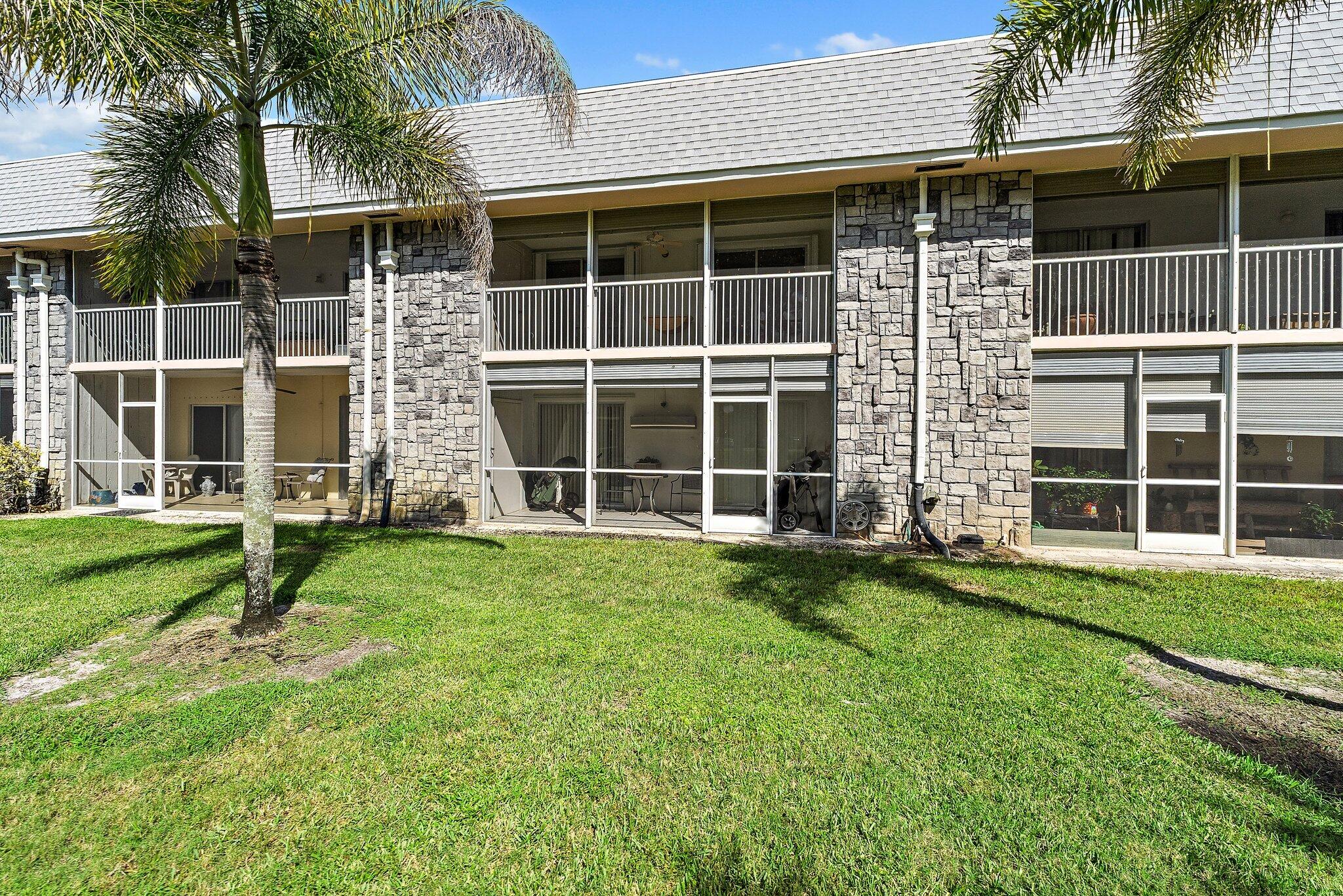 18081 SE COUNTRY CLUB Drive 19-188