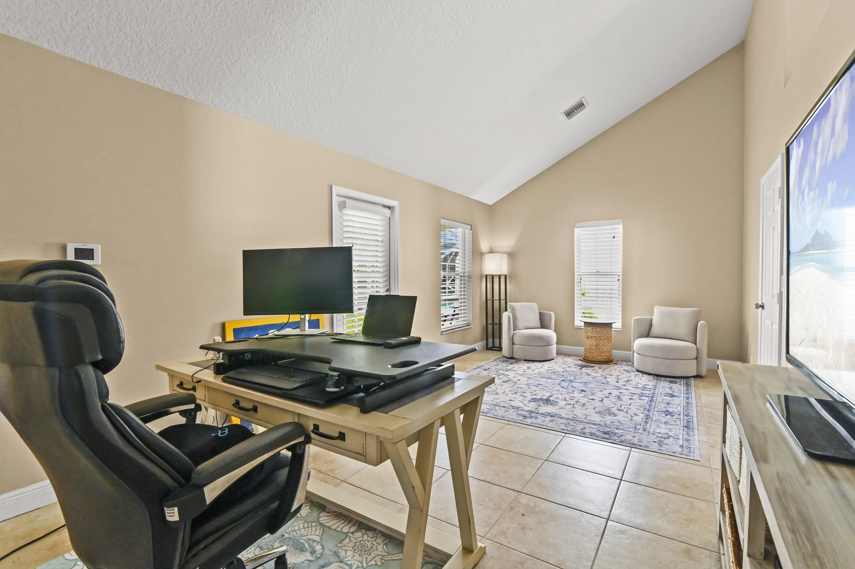 Lago Del Sol - Residential