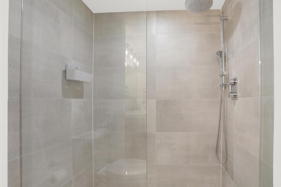 RENAISSANCE III - Residential